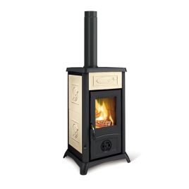 Stufa a legna gemma 5.0 per riscaldamento aria liberty panna 7 kw